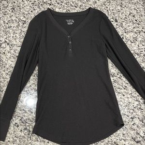 Time and True long sleeve shirt black